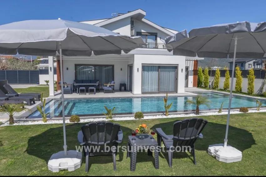 3+1-Zimmer Villa Zu verkaufen in Kargı Bz. Fethiye - 690 m²