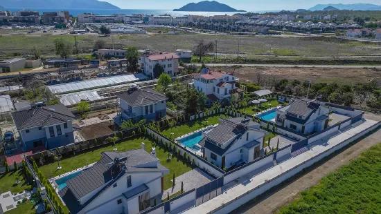 Freistehende Villa mit Pool, 3+1, zum Verkauf In Kargı