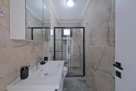 In Koca Çalış zu vermieten freistehende Villa mit Pool, möbliert