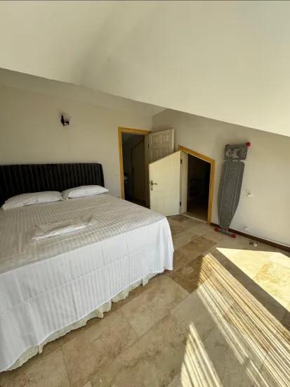 Zu vermietende 1+1 Duplex-wohnung In Yegüzlar