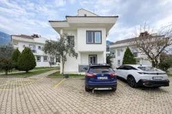 3+1-Zimmer Villa Zu vermieten in Ölüdeniz Bz. Fethiye - 220 m²