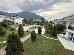 3+1-Zimmer Villa Zu vermieten in Ölüdeniz Bz. Fethiye - 220 m²