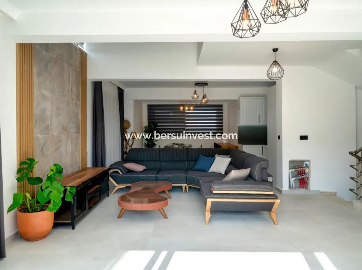 4-Stöckige Freistehende Villa In Çiftlik