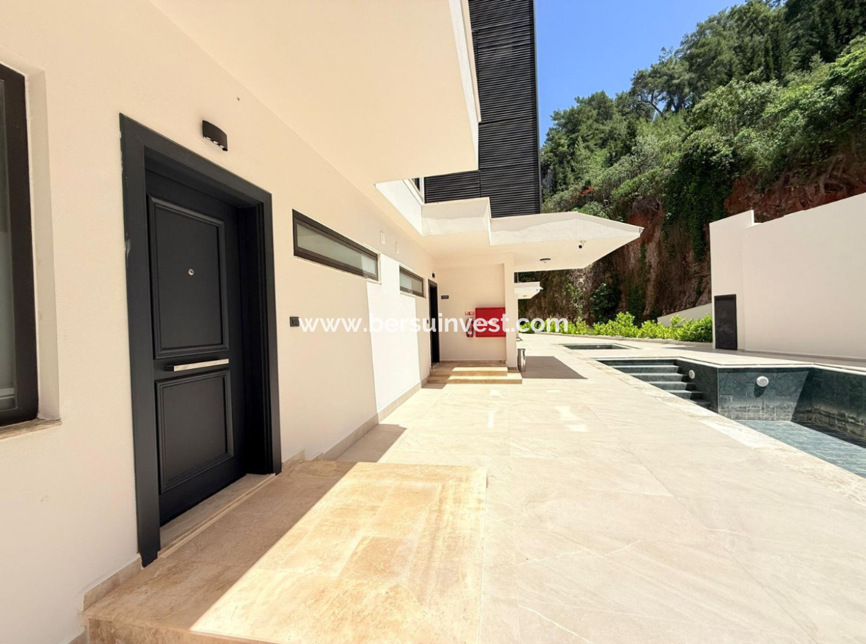 Zu Verkaufen 2+1 Maisonette-Wohnung In Karagözler Residence 222