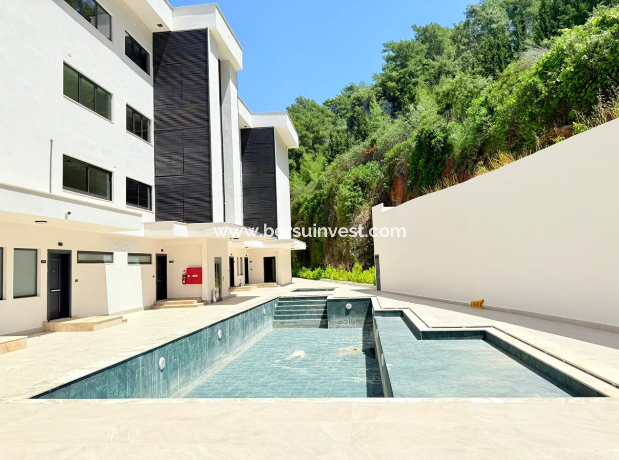 Zu Verkaufen 2+1 Maisonette-Wohnung In Karagözler Residence 222