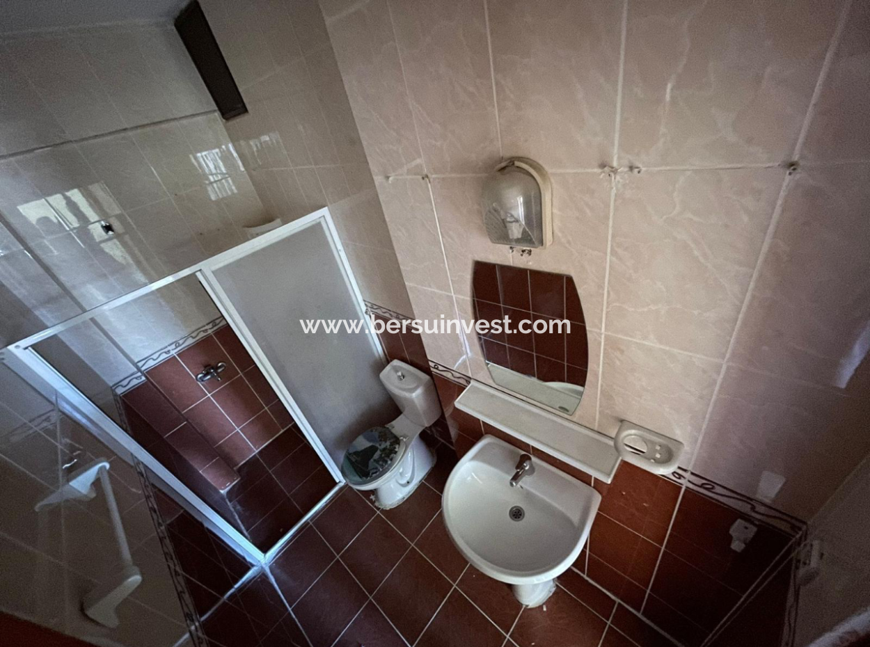 3+1 Wohnung In Der Nähe Des Einkaufszentrums Erasta