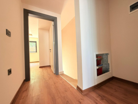 Zu Verkaufen 2+1 Maisonette-Wohnung In Karagözler Residence 222