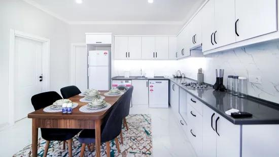 In Çalış In Der Dem Meer Nächsten Lage Zu Vermieten 1+1 Wohnung
