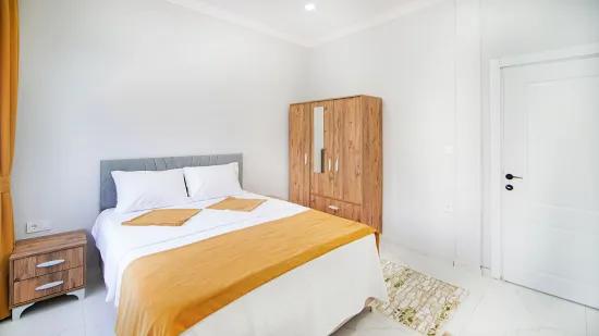 In Çalış In Der Dem Meer Nächsten Lage Zu Vermieten 1+1 Wohnung