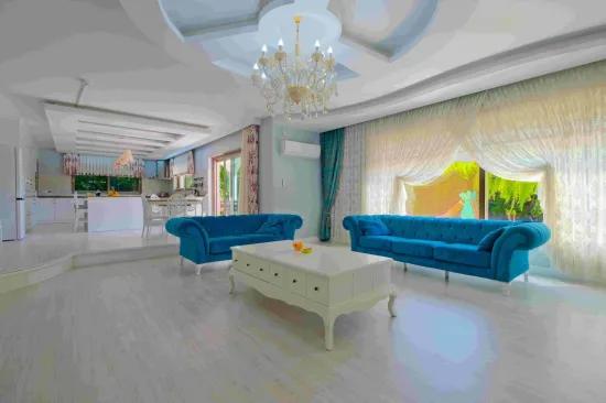 Fethiye Karagedik 661 M² Grundstück Innerhalb 8+1 Privat Mit Pool Villa