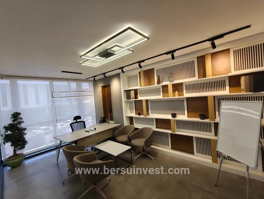 From Bersu Yatırım, a 3+1 office for rent near the Shopping Centre