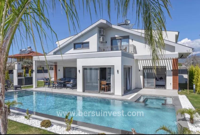 3+1 Bedroom Villa For sale in Kargı Nbh. Fethiye - 690 m²