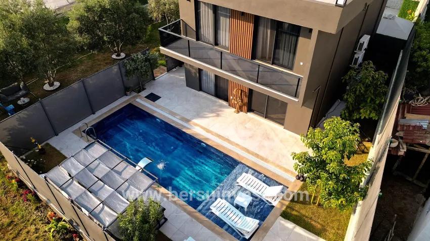 3+1 Bedroom Villa For rent in Kargı Nbh. Fethiye - 350 m²