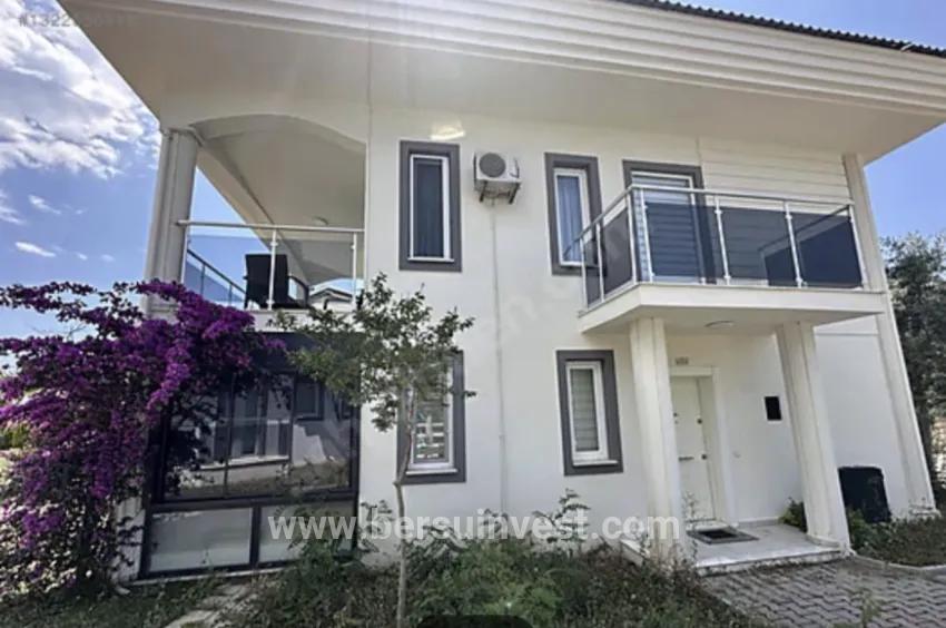 3+1 Bedroom Villa For rent in Ölüdeniz Nbh. Fethiye - 220 m²