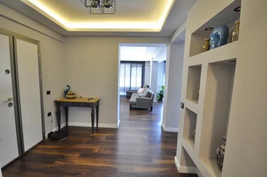 Detached Villa with Private Pool within a 600 M² Plot