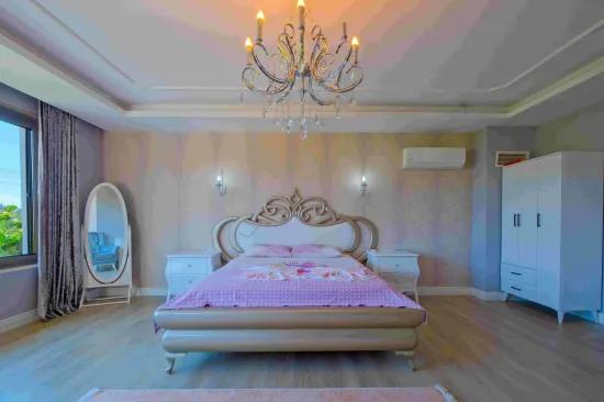 Fethiye In Karagedik 661 M² land plot within 8+1 private pool villa