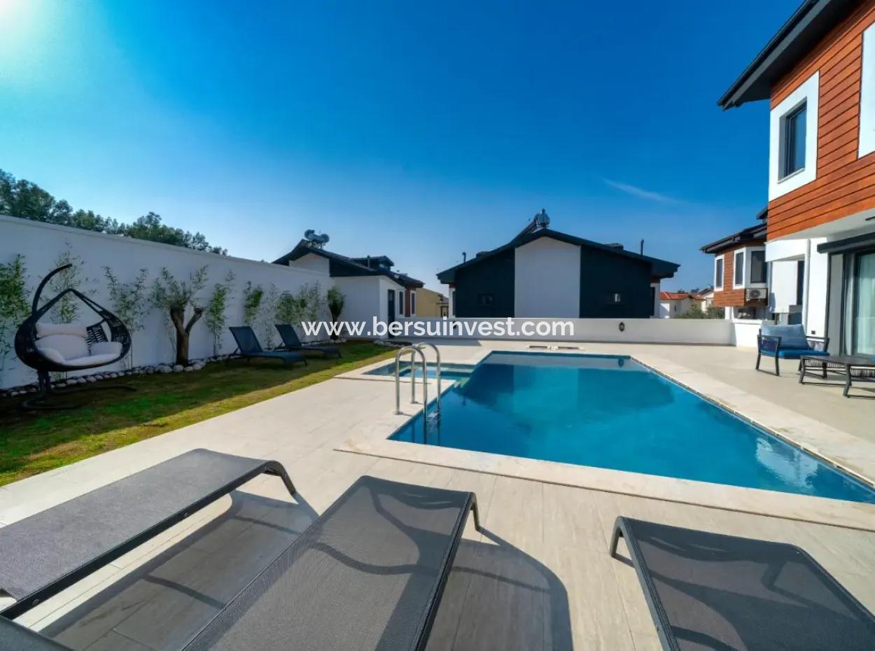 4 Storey Detached Villa In Çiftlik