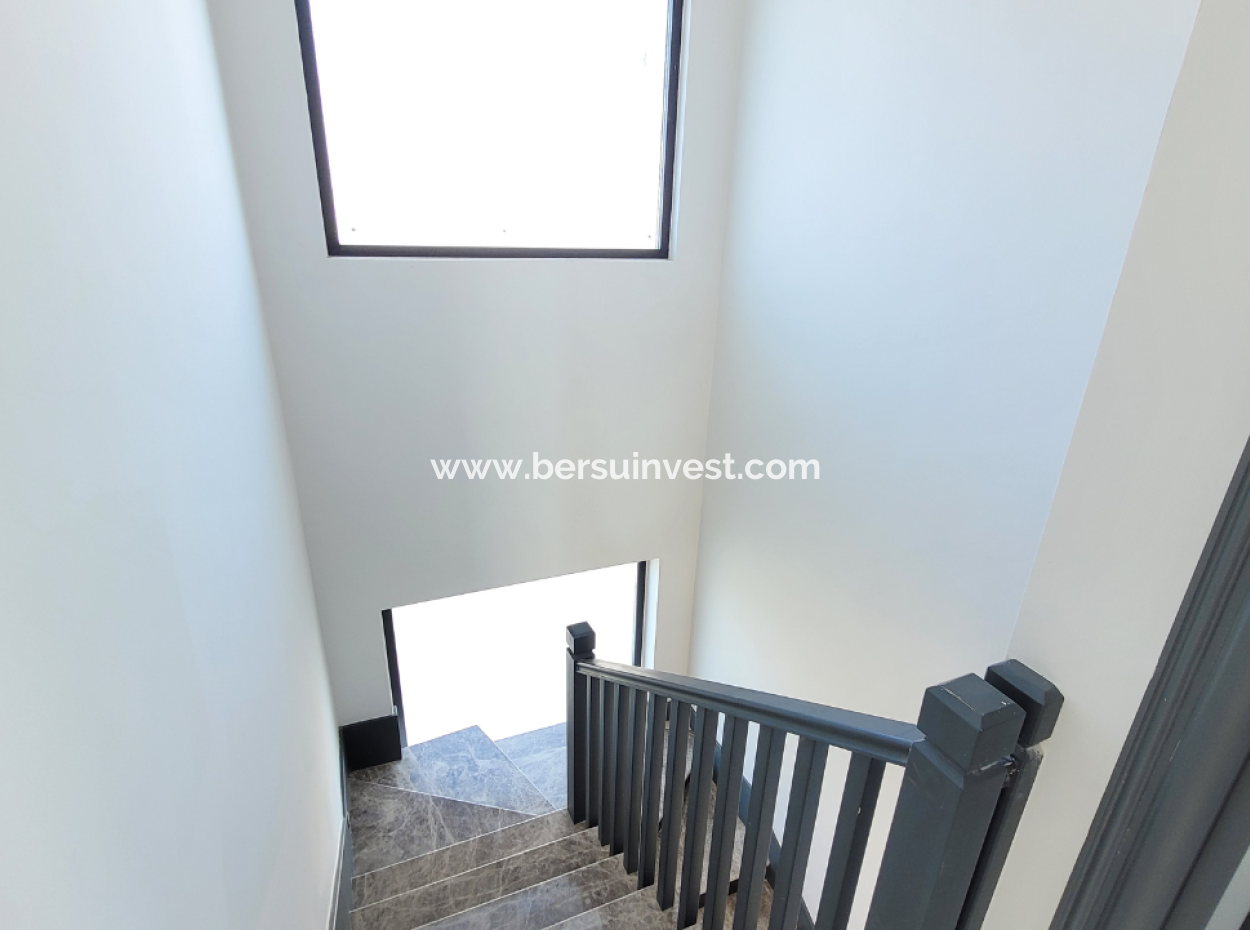 Spacious 4+1 Villa With Private Pool And Terrace In Fethiye