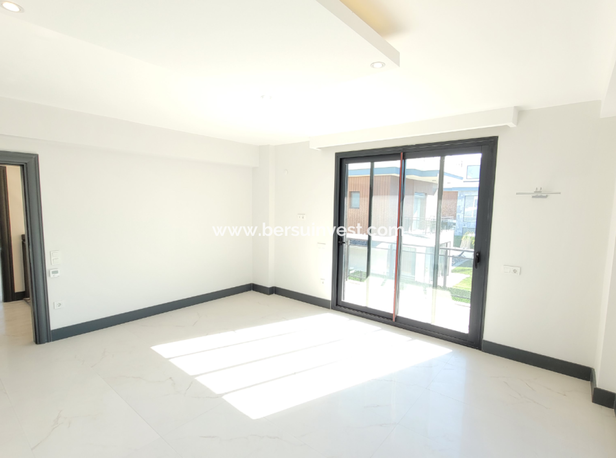 Spacious 4+1 Villa With Private Pool And Terrace In Fethiye