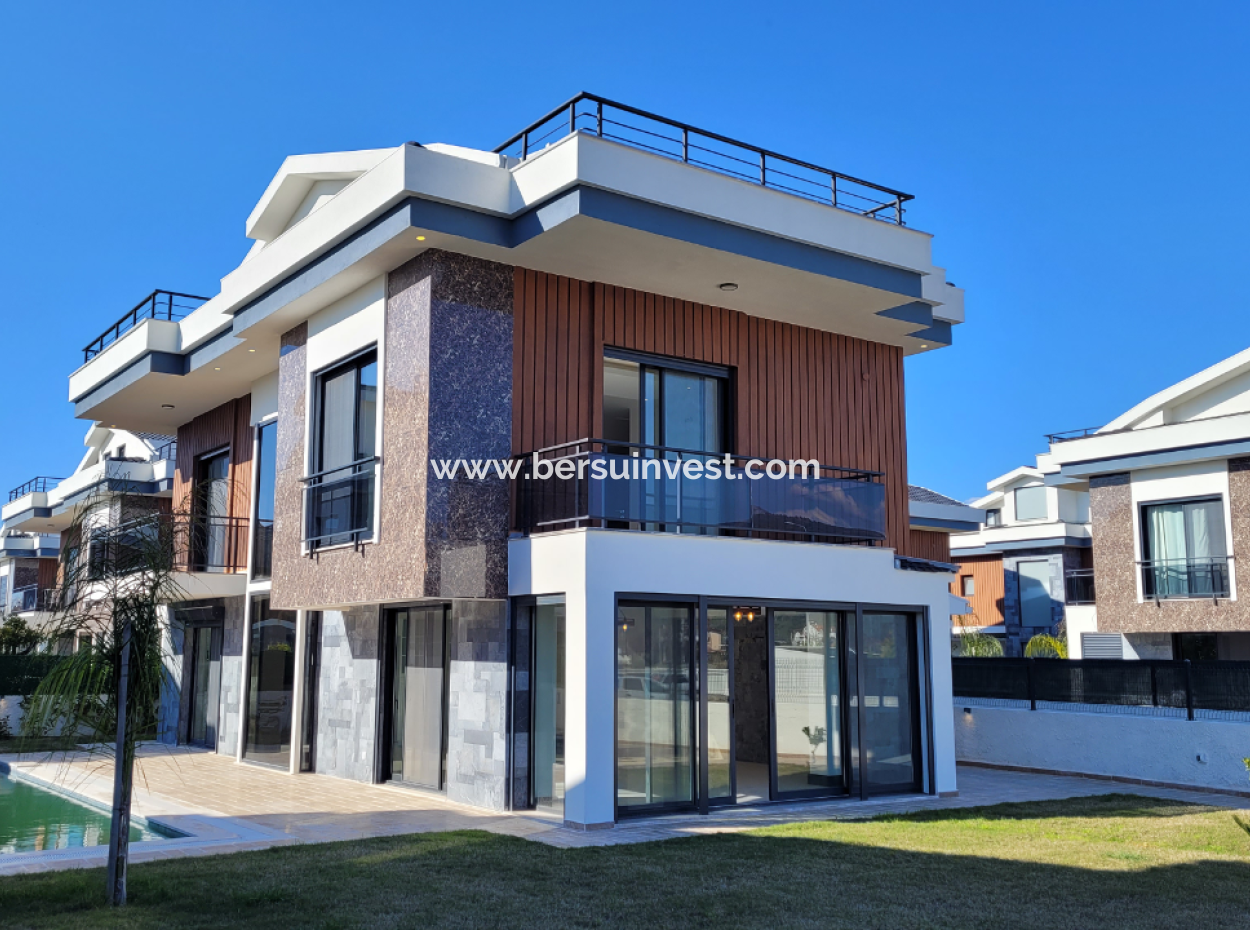 Spacious 4+1 Villa With Private Pool And Terrace In Fethiye