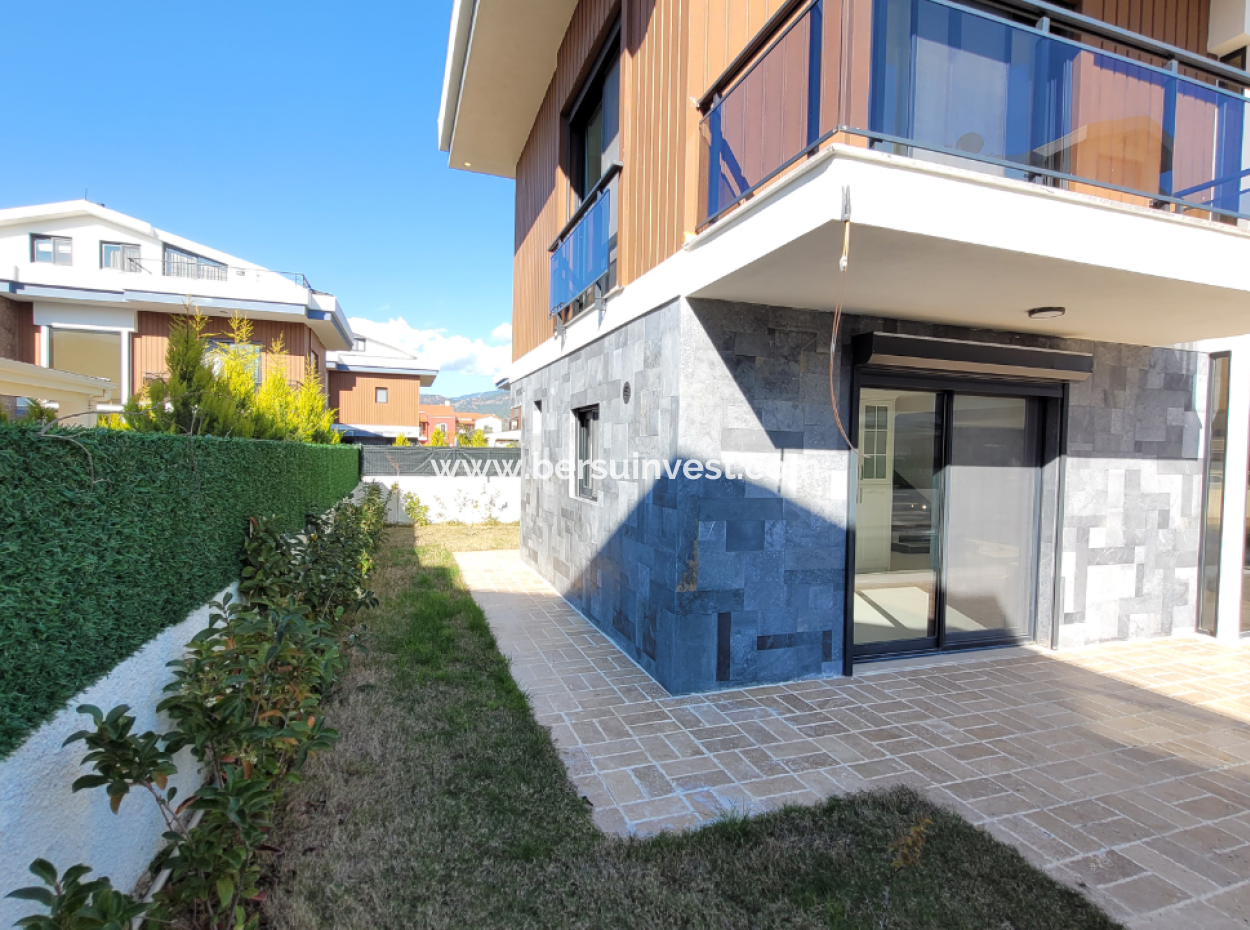 Spacious 4+1 Villa With Private Pool And Terrace In Fethiye