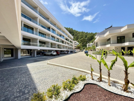For Rent 2+1 Duplex Apartment In Karagözler Residence 222