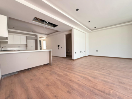 For Rent 2+1 Duplex Apartment In Karagözler Residence 222