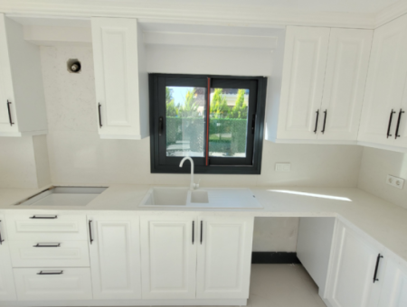 Spacious 4+1 Villa With Private Pool And Terrace In Fethiye