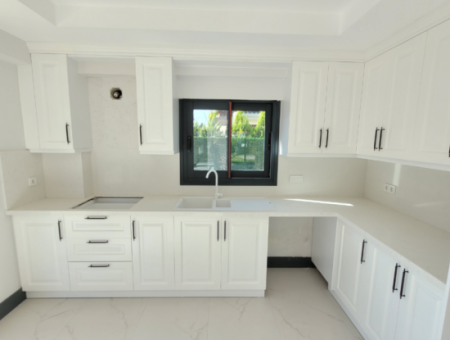 Spacious 4+1 Villa With Private Pool And Terrace In Fethiye