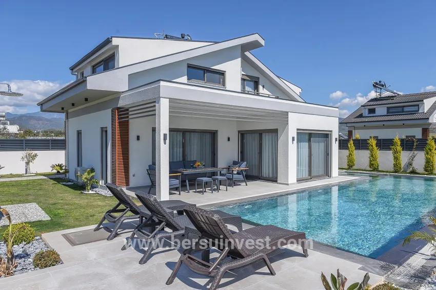 Для продажи Вилла 3+1 в Kargı Fethiye - 690 m²