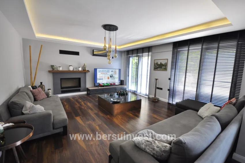 Для продажи Вилла 4+1 в Çiftlik Fethiye - 660 m²