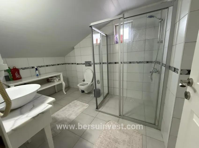 В аренду Вилла 3+1 в Ölüdeniz Fethiye - 220 m²