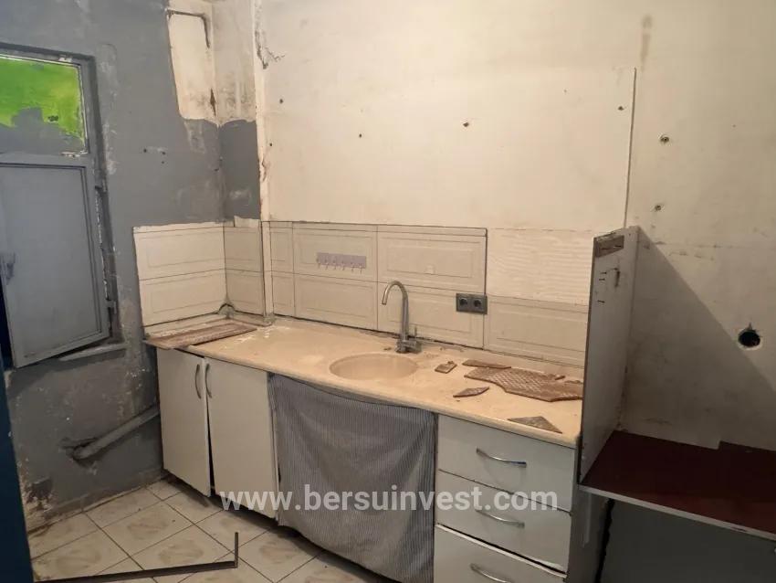 В аренду Магазин и магазин в Karaçulha Fethiye - 36 m²