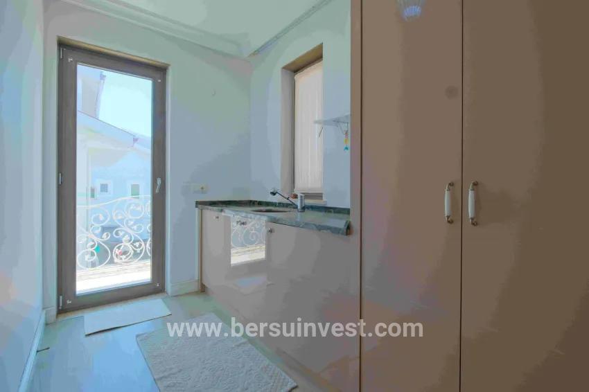 Для продажи Вилла 8+1 в Karagedik Fethiye - 500 m²