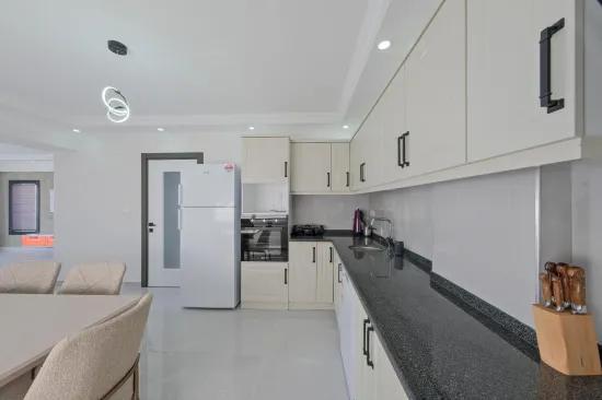 в Koca Çalış Сдается отдельная с бассейном меблированная вилла