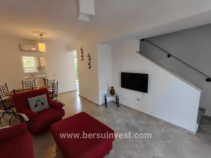 Bersu Yatırım'dan Denize Sıfır Havuzlu Sitede Triplex Villa