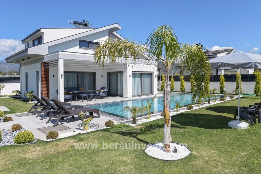 Fethiye Kargı Mah. Satılık 3+1 Villa - 690 m²