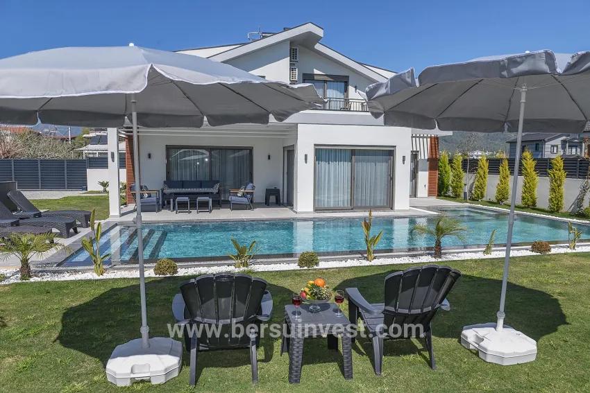 Fethiye Kargı Mah. Satılık 3+1 Villa - 690 m²