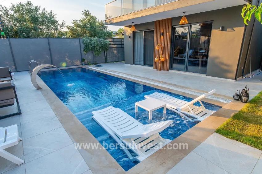 Fethiye Kargı Mah. Kiralık 3+1 Villa - 350 m²