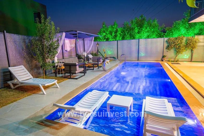 Fethiye Kargı Mah. Kiralık 3+1 Villa - 350 m²