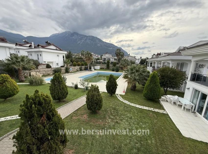 Fethiye Ölüdeniz Mah. Kiralık 3+1 Villa - 220 m²