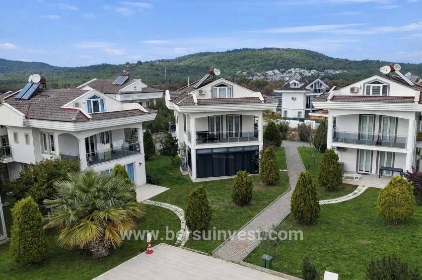 Fethiye Ölüdeniz Mah. Kiralık 3+1 Villa - 220 m²