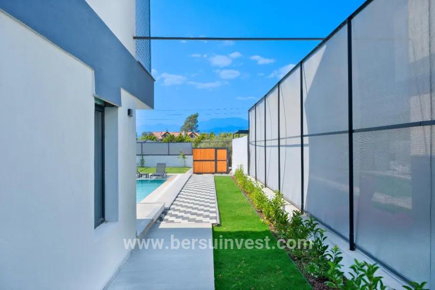 Fethiye Çiftlik Mah. Kiralık 3+1 Villa - 220 m²