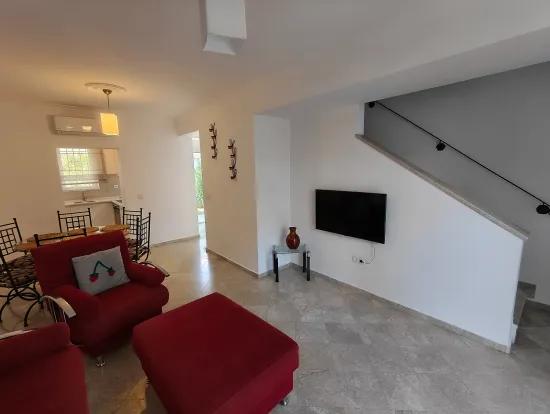 Bersu Yatırım'dan Denize Sıfır Havuzlu Sitede Triplex Villa