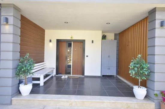 600 M² Arsa İçerisinde Özel Havuzlu Müstakil Villa