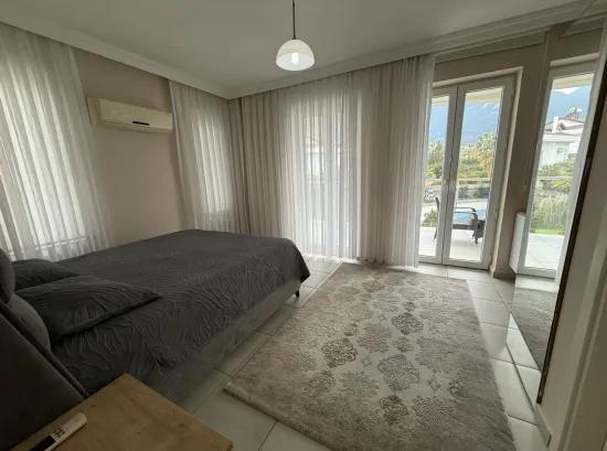 Ovacık'ta Havuzlu Site İçerisinde Eşyalı Villa