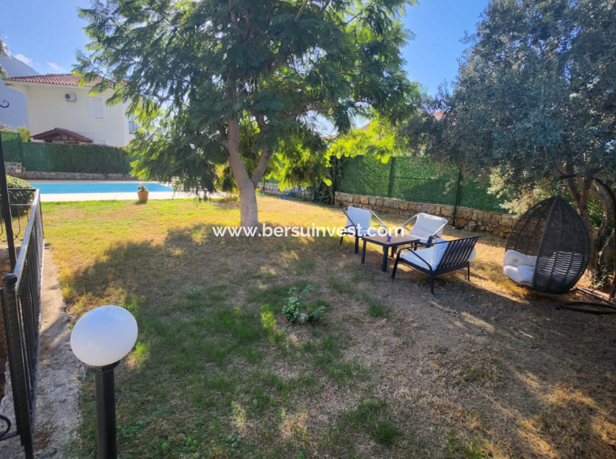 Ovacık'ta Satılık Müstakil Havuzlu 3+1 Villa