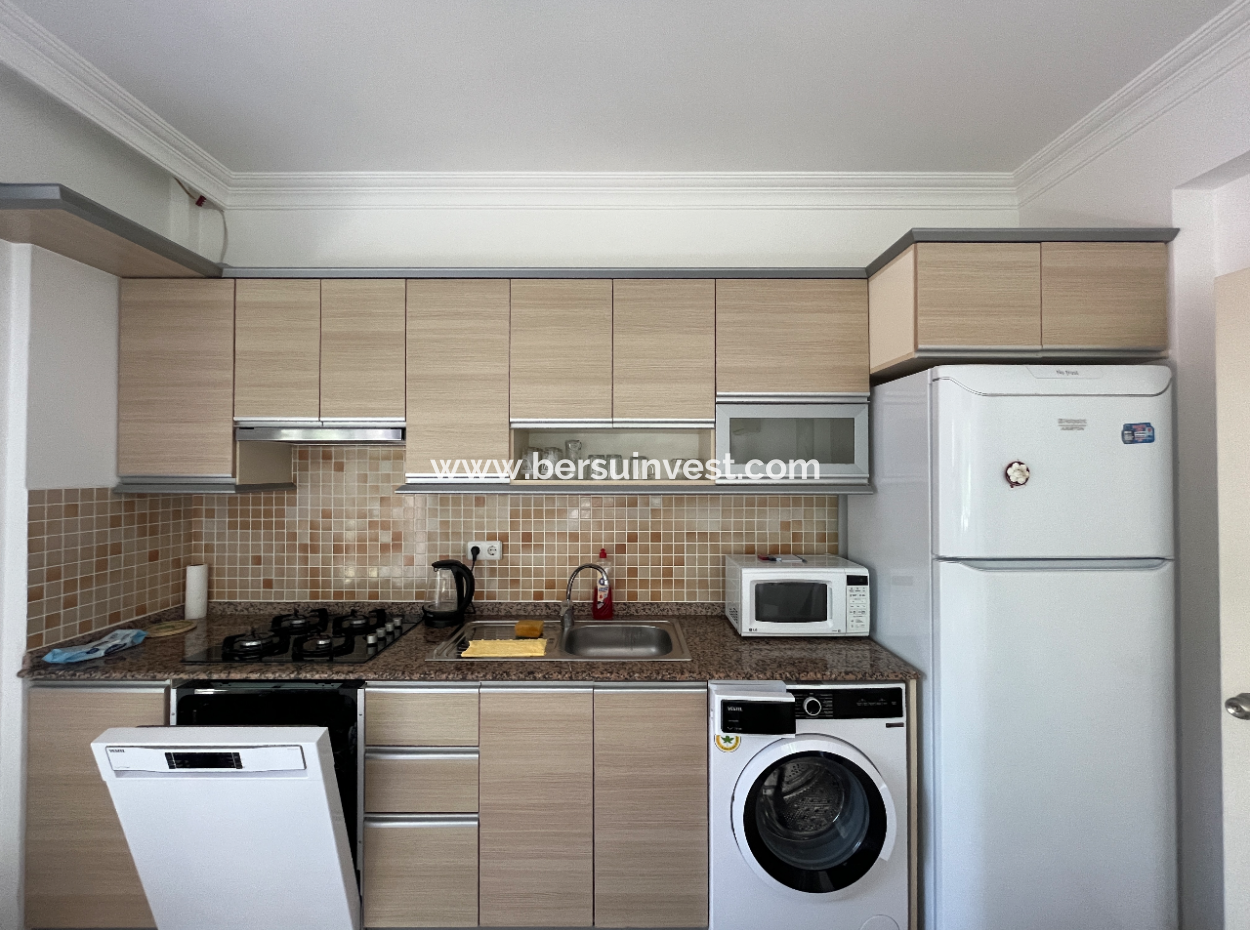 Havuzlu Site İçerisinde 2+1 Eşyalı Daire