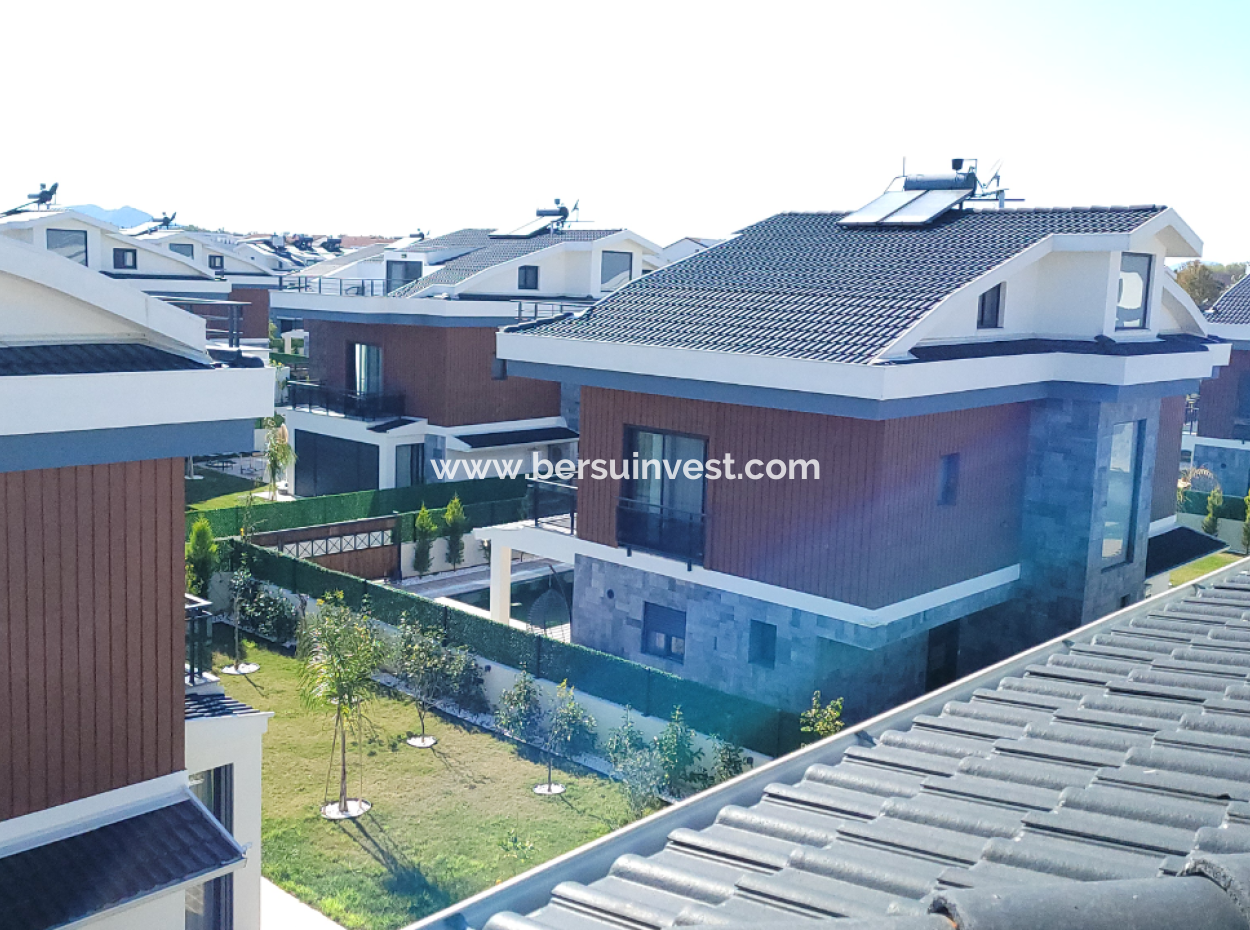 Fethiye Kargı’da Modern Tasarımlı, Bahçeli Ve Havuzlu Villa