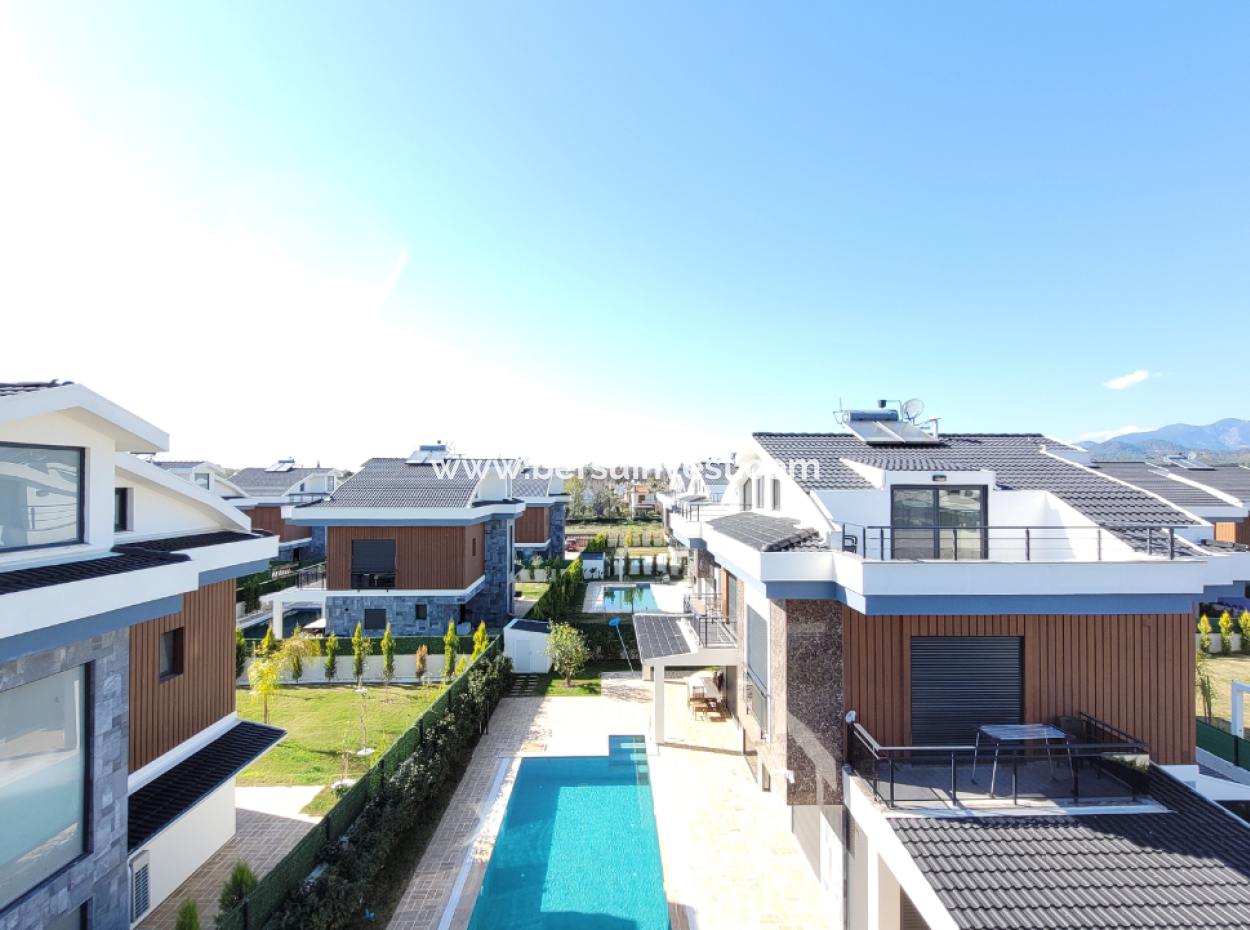 Fethiye Kargı’da Modern Tasarımlı, Bahçeli Ve Havuzlu Villa